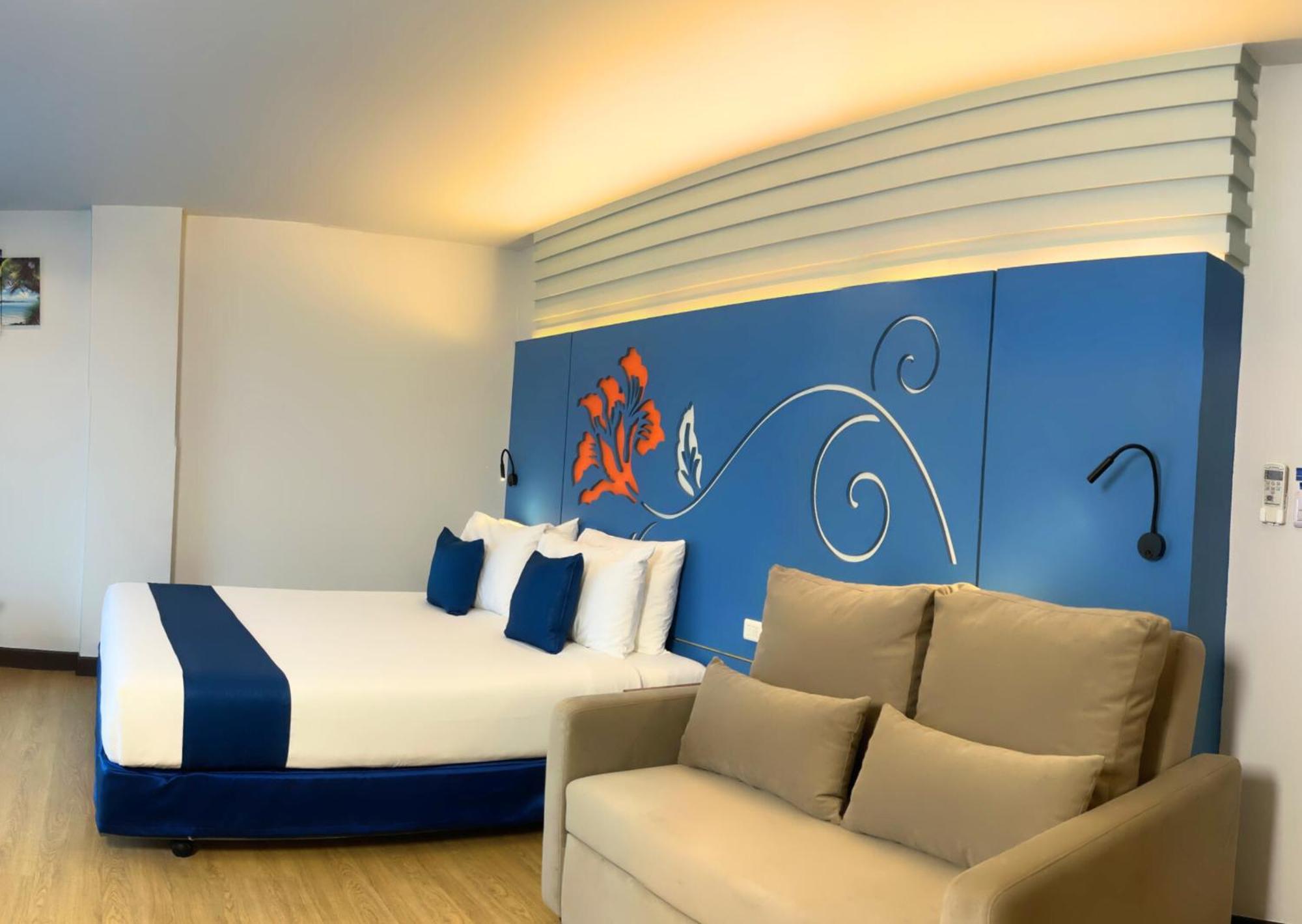 Days Inn By Wyndham Patong Beach Kültér fotó