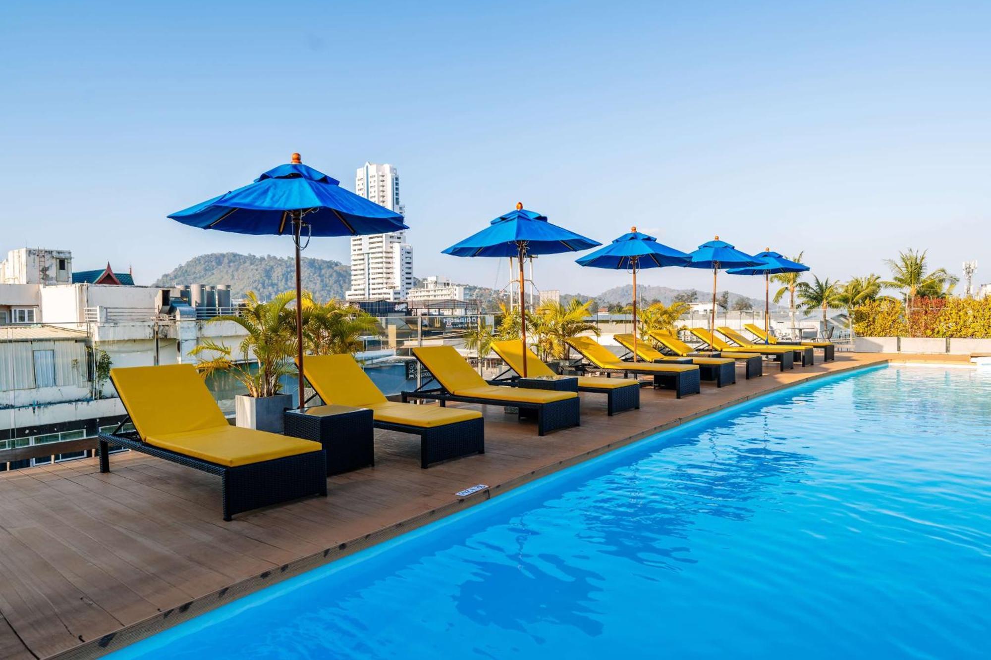 Days Inn By Wyndham Patong Beach Kültér fotó